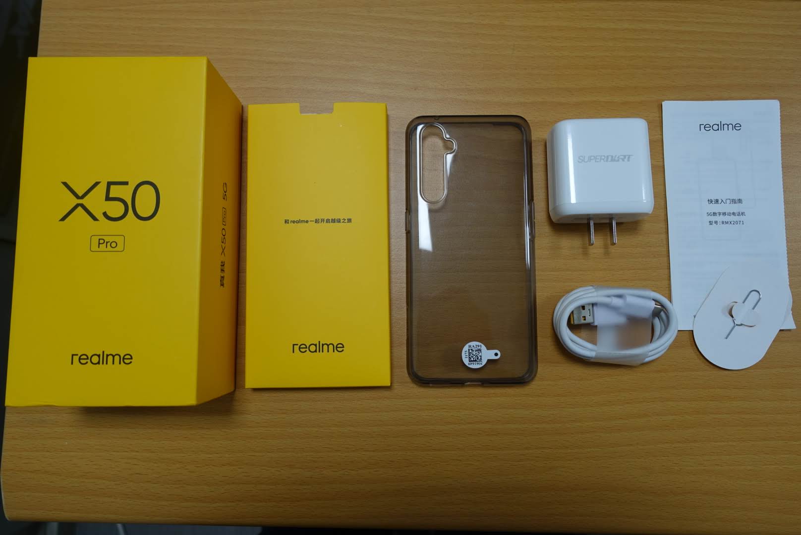【開箱】OPPO Realme X50 PRO開箱評測，最便宜5G首選，120Hz螢幕、四鏡頭相機，Realme 65W超級閃充套裝SUPERDART - OPPO Realme X50 PRO, Realme X50, OPPO X50 PRO, OPPO X50, X50 PRO, Realme 65W - 敗家達人推薦
