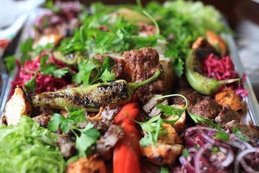 How to make a Turkish salad dish