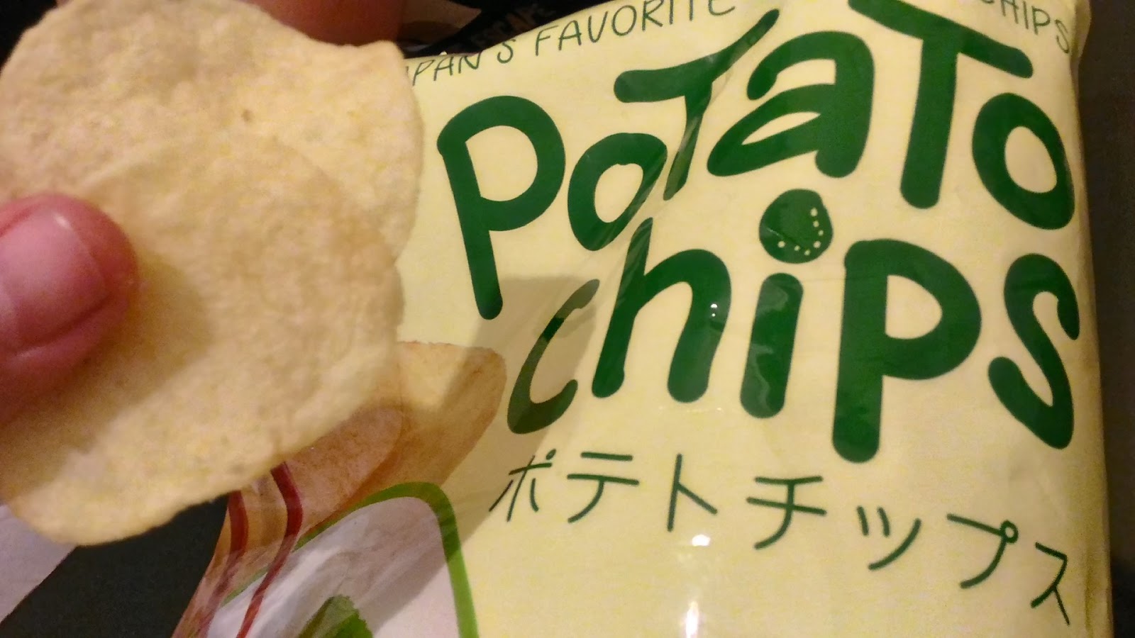 Calbee Wasabi Flavor Chips Review