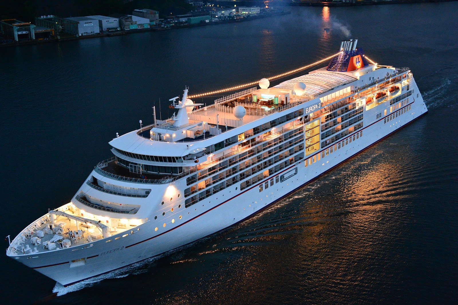 2019年4月29日 オイローパ2長崎寄港。 Cruise ship EUROPA 2 calls at Nagasaki port.