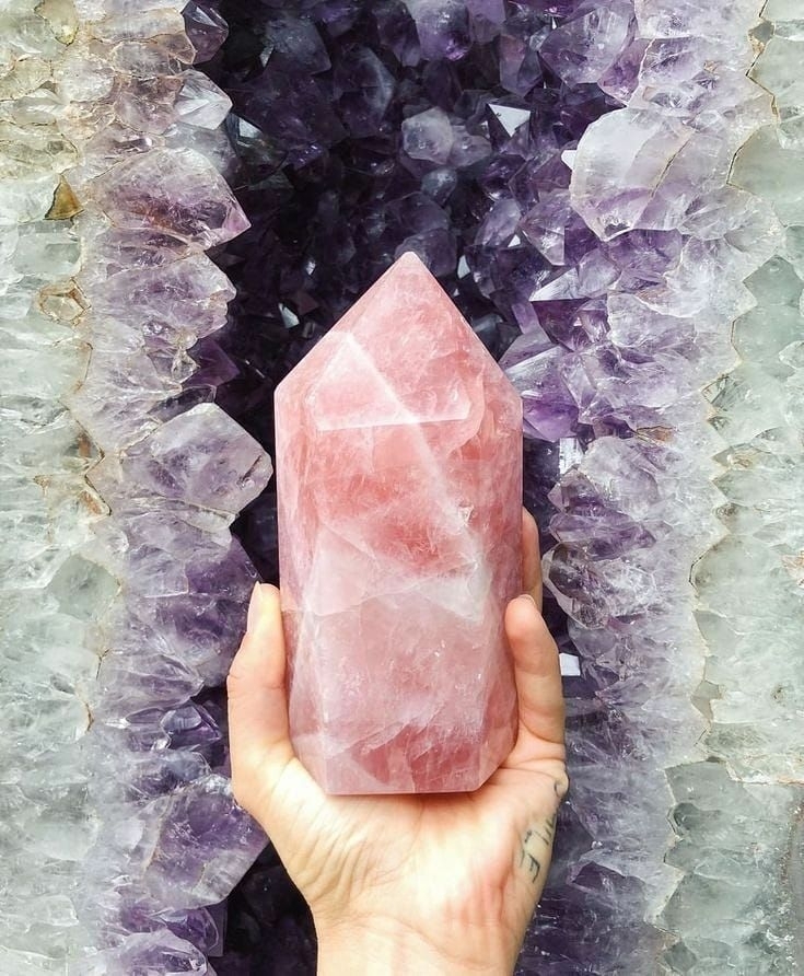 ️50 Fantastic Crystal Mineral Decor Ideas ARA HOME