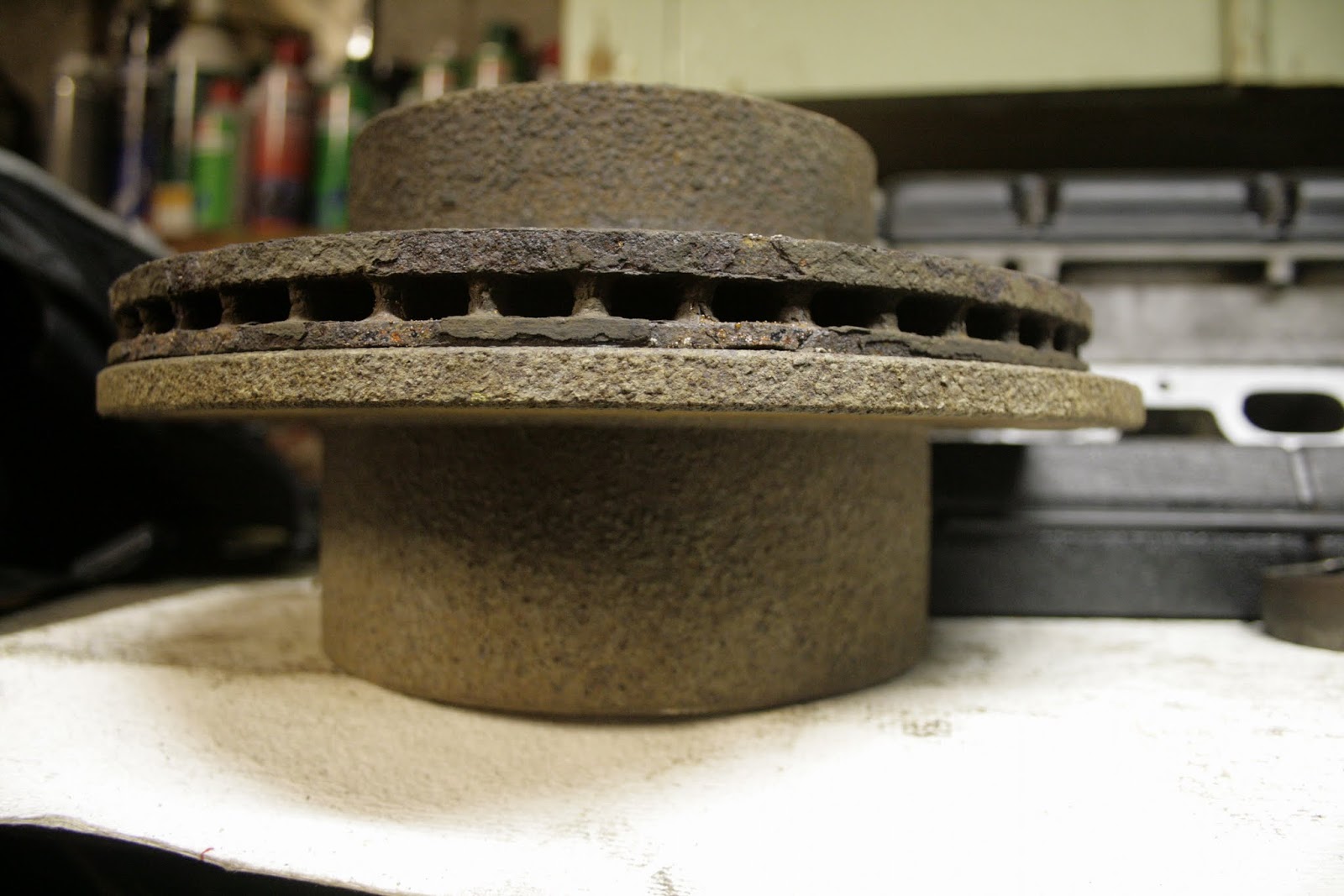 Volvo 240 24v TAKAJARRUT / REAR BRAKES