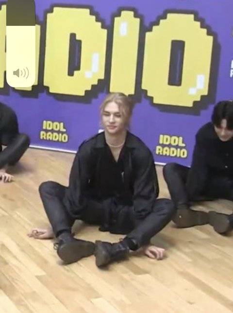 Netizen Korea Sebutkan Idol Pria dan Wanita yang Miliki Proporsi Tubuh "70% Kaki", Siapa Saja? 6 download%2B%252818%2529