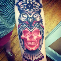 Tatuajes de buhos y calaveras 