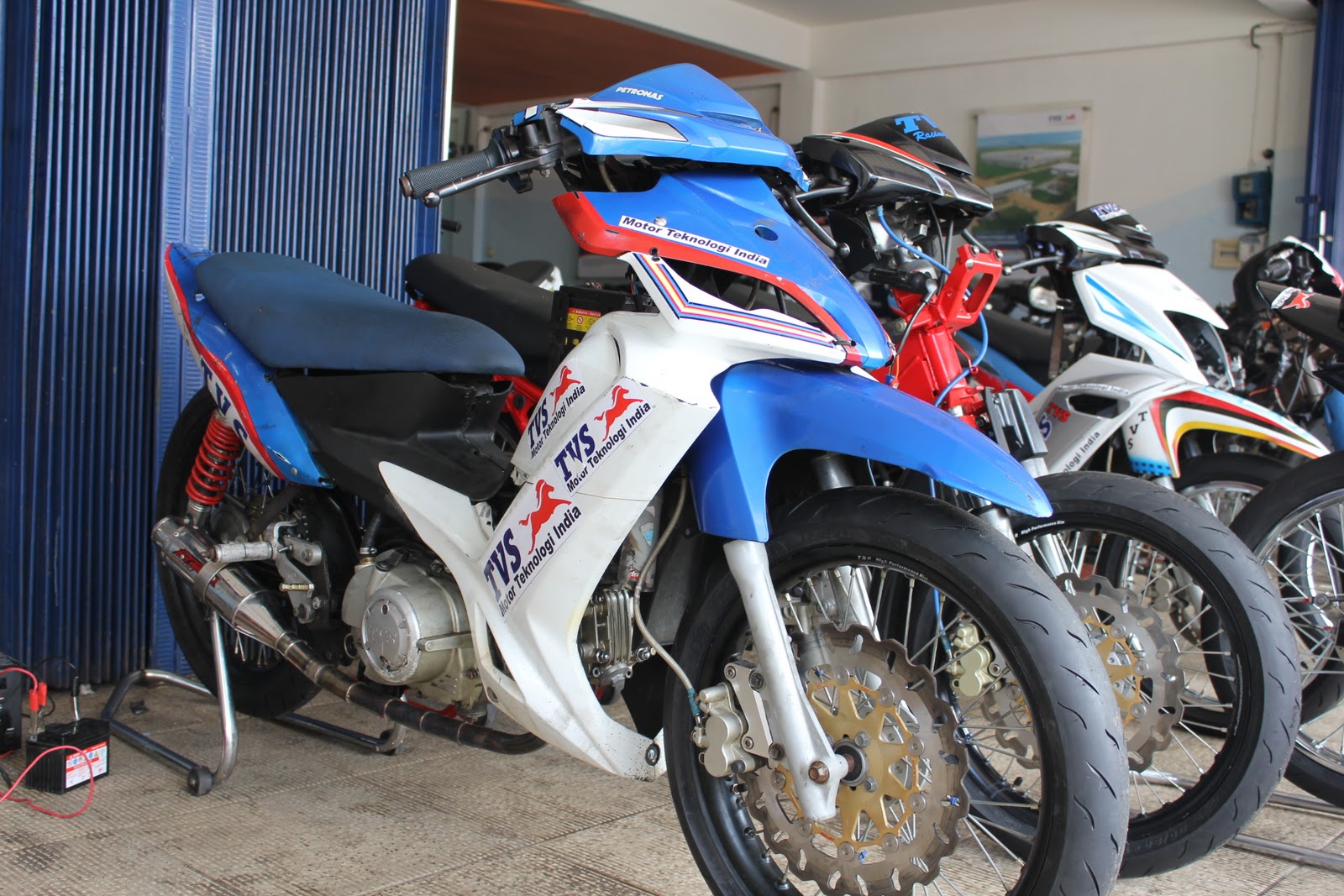 Tvs Motor TVS Racing Kalbar