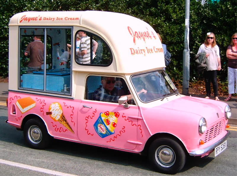 + PLUS VEHICLES MINI ICE CREAM VAN
