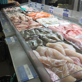 fish and chips;  peter's fish market;  mainbeach;  gold coast