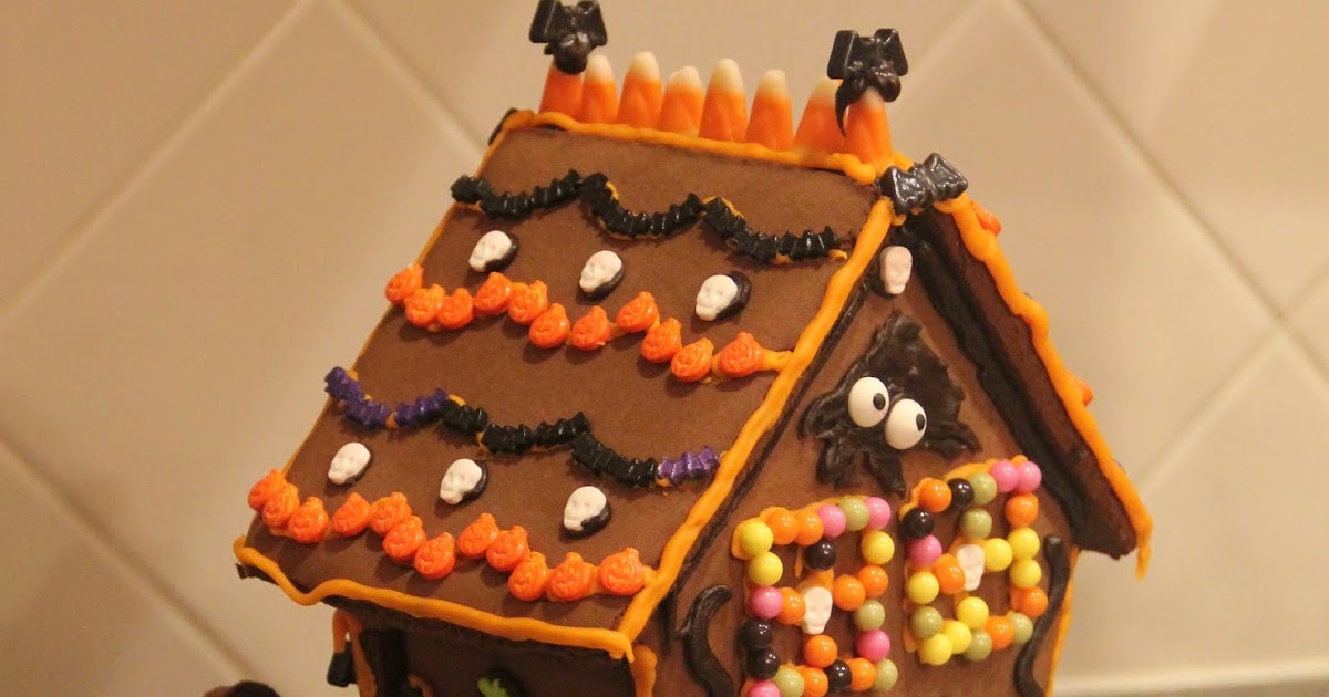 Tea with Mrs. Nesbitt Spooky Gingerbread House 2019