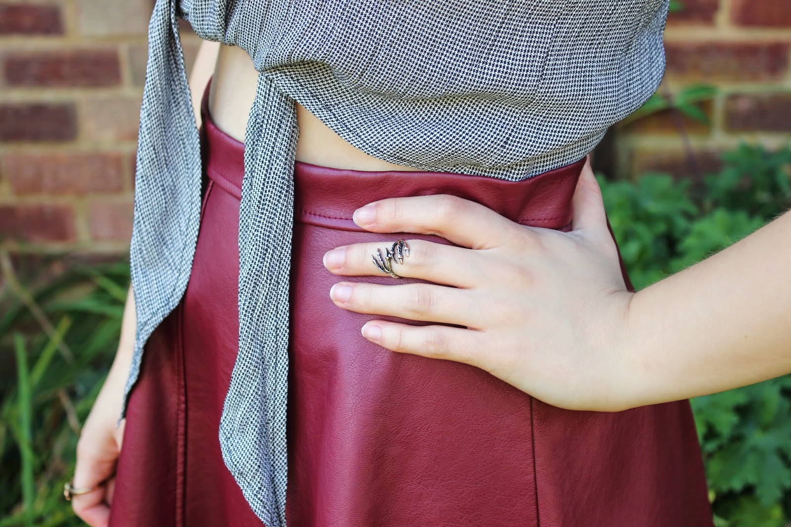 blogger-accessories-inspiration-fashion-ring-jewelry-claw-vintage