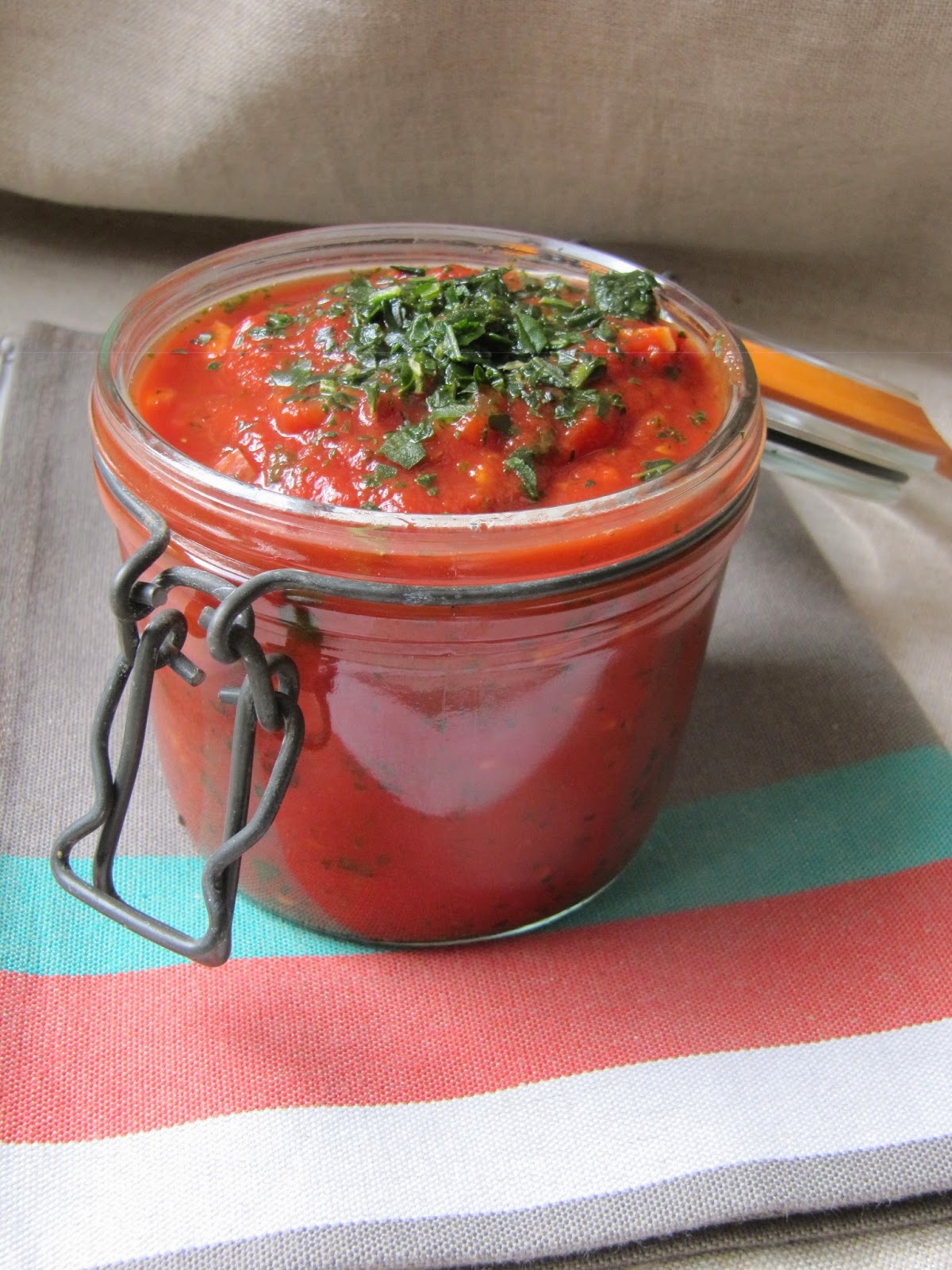 La cuisine d'ici et d'ISCA Sauce tomate légère