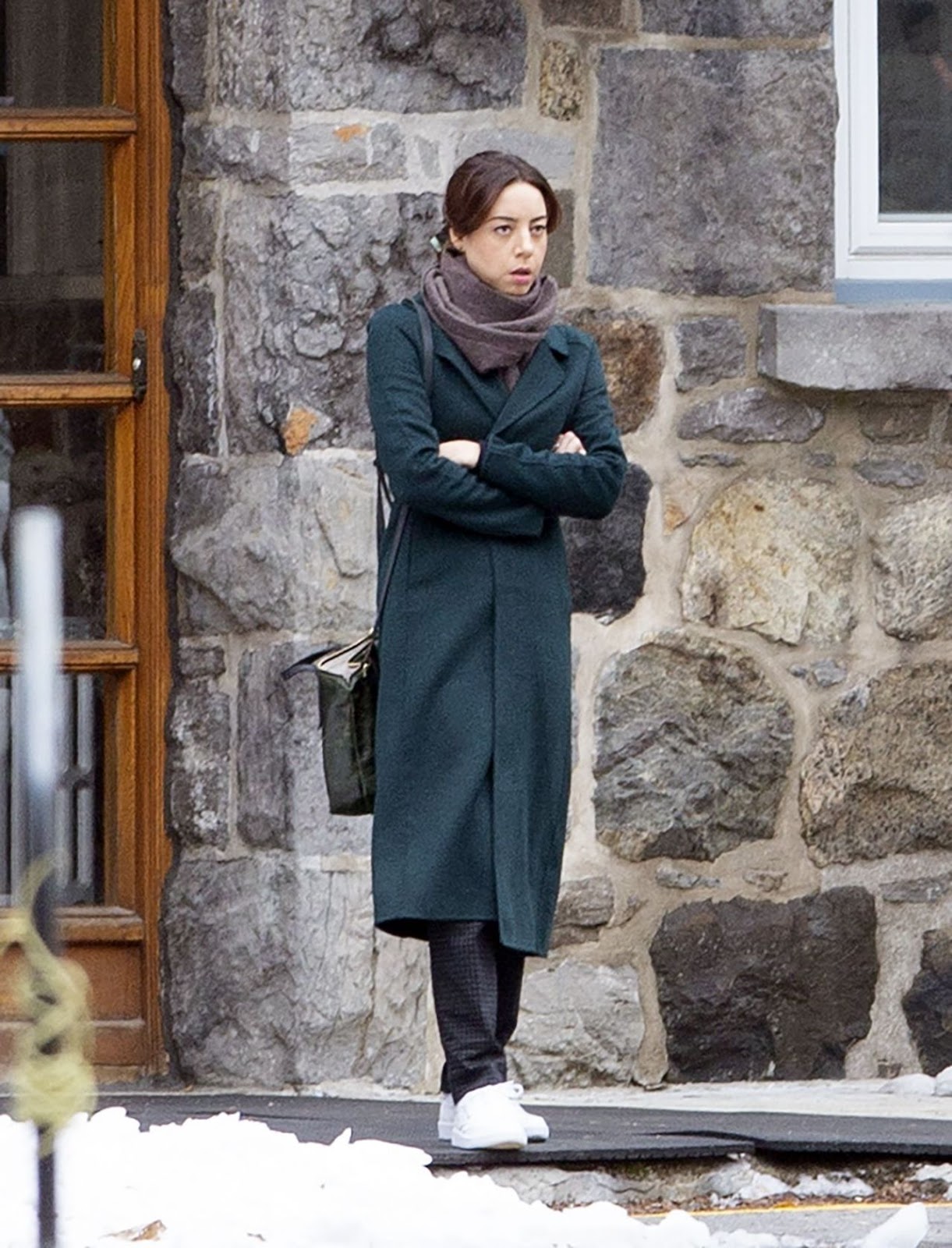 aubrey plaza best sellers set in montreal 11 26 2019 0 0 november 27 2019
