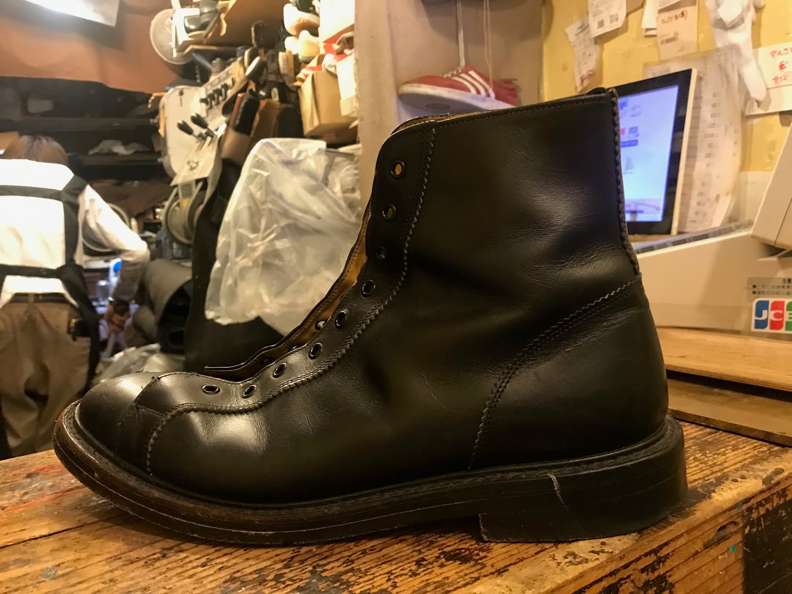 TRICKER'S（トリッカーズ)を軽くする！！軽量化のためのビブラムソール
