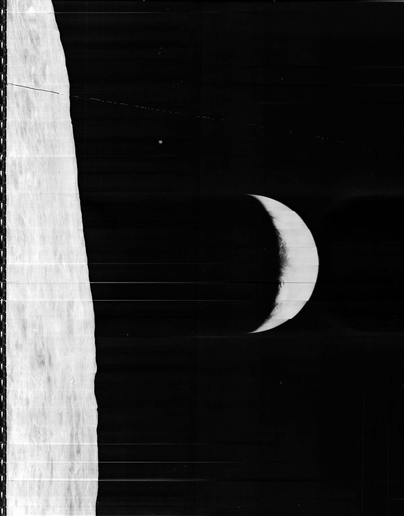 first photo earth from the moon