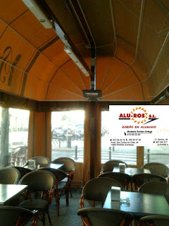 Alu-ros. Aluminio . Acero inoxidable: Cenador con estructura de