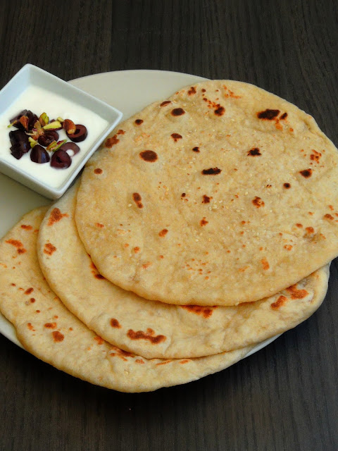 Emirati Khamir Bread, Khameer Bread Emirati Khamir Bread, Khameer Bread