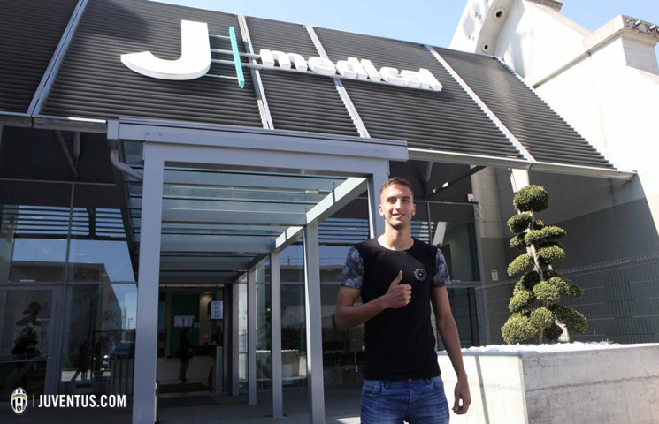 Rodrigo Bentancur na medicinskim pregledima Rodrigo Bentancur na medicinskim pregledima