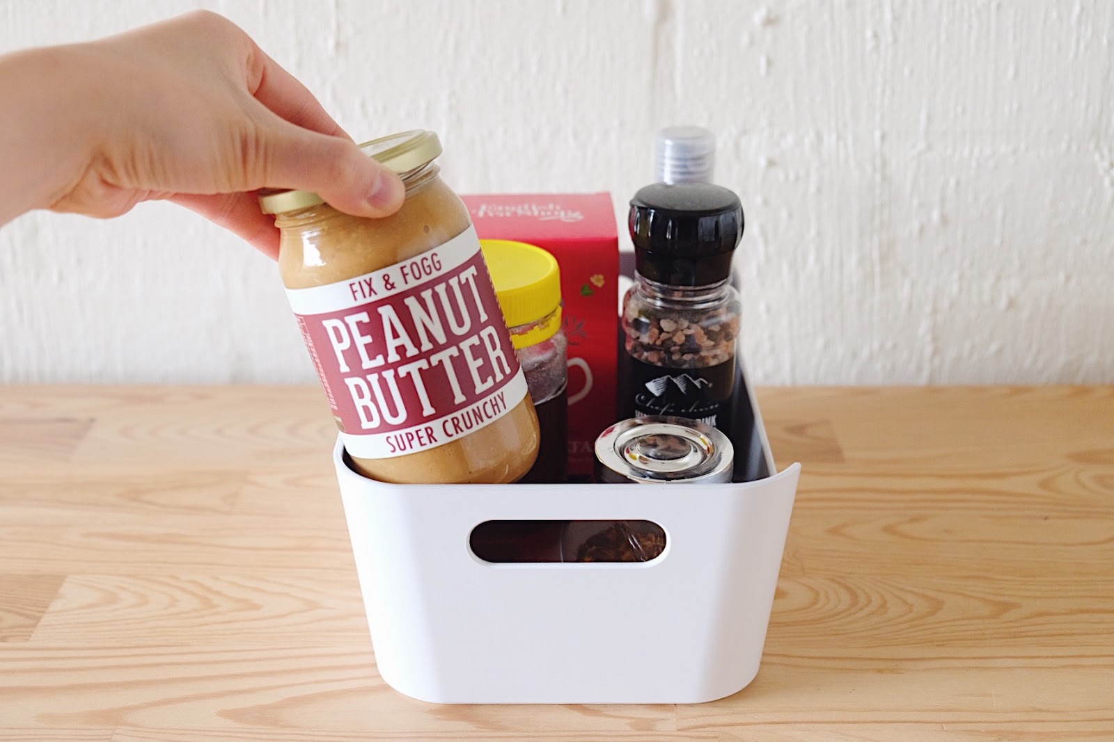 Sonnie And Share A Mini Office Pantry