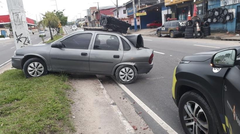 Motorista perde controle de carro durante sexo oral e deixa 5 feridos na Cidade Nova Motorista perde controle de carro durante sexo oral e deixa 5 feridos na Cidade Nova