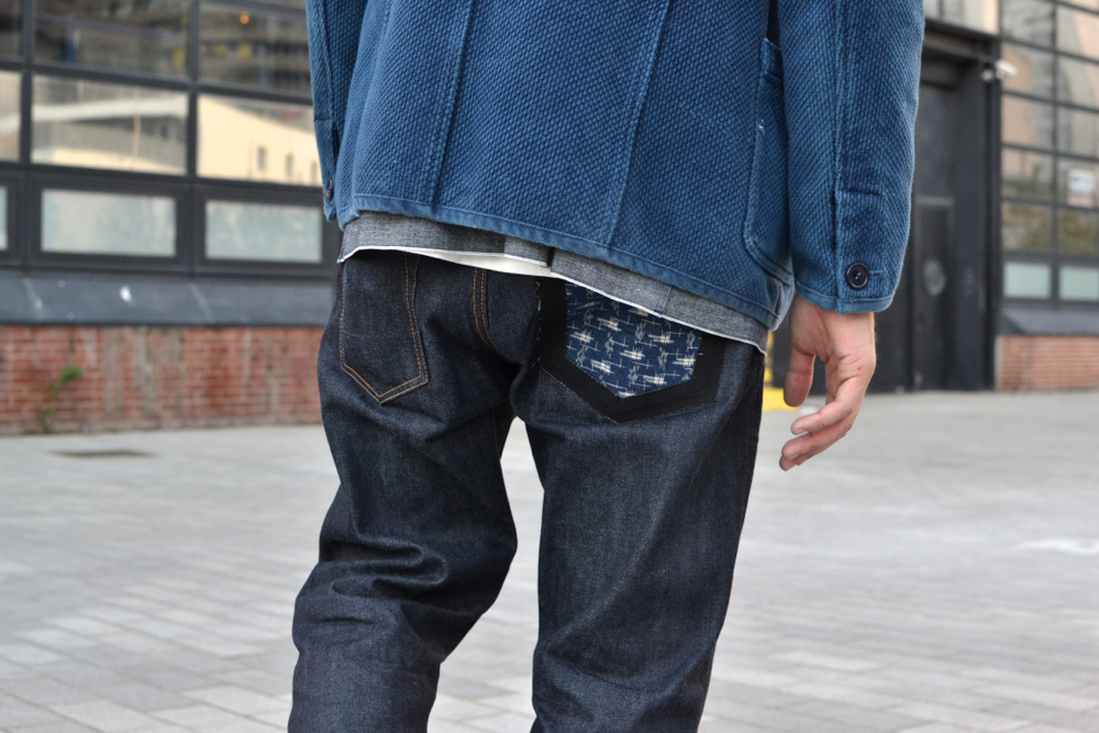 comment porter et où trouver un jean coupe droite brut indigo made in japan