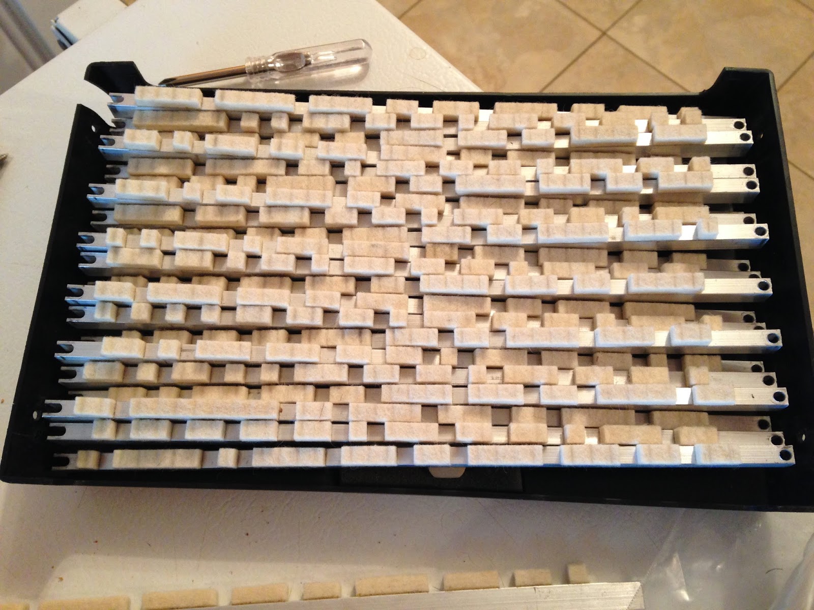 Sandy Kaye Sings Refurbishing my 21 Chord Oscar Schmidt Autoharp