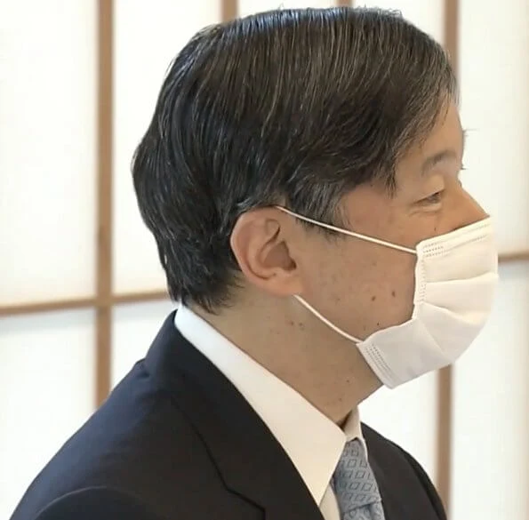 Emperor Naruhito and Empress Masako met with UN Under-Secretary-General Izumi Nakamitsu. Pearl necklace, gold brooch and earrings