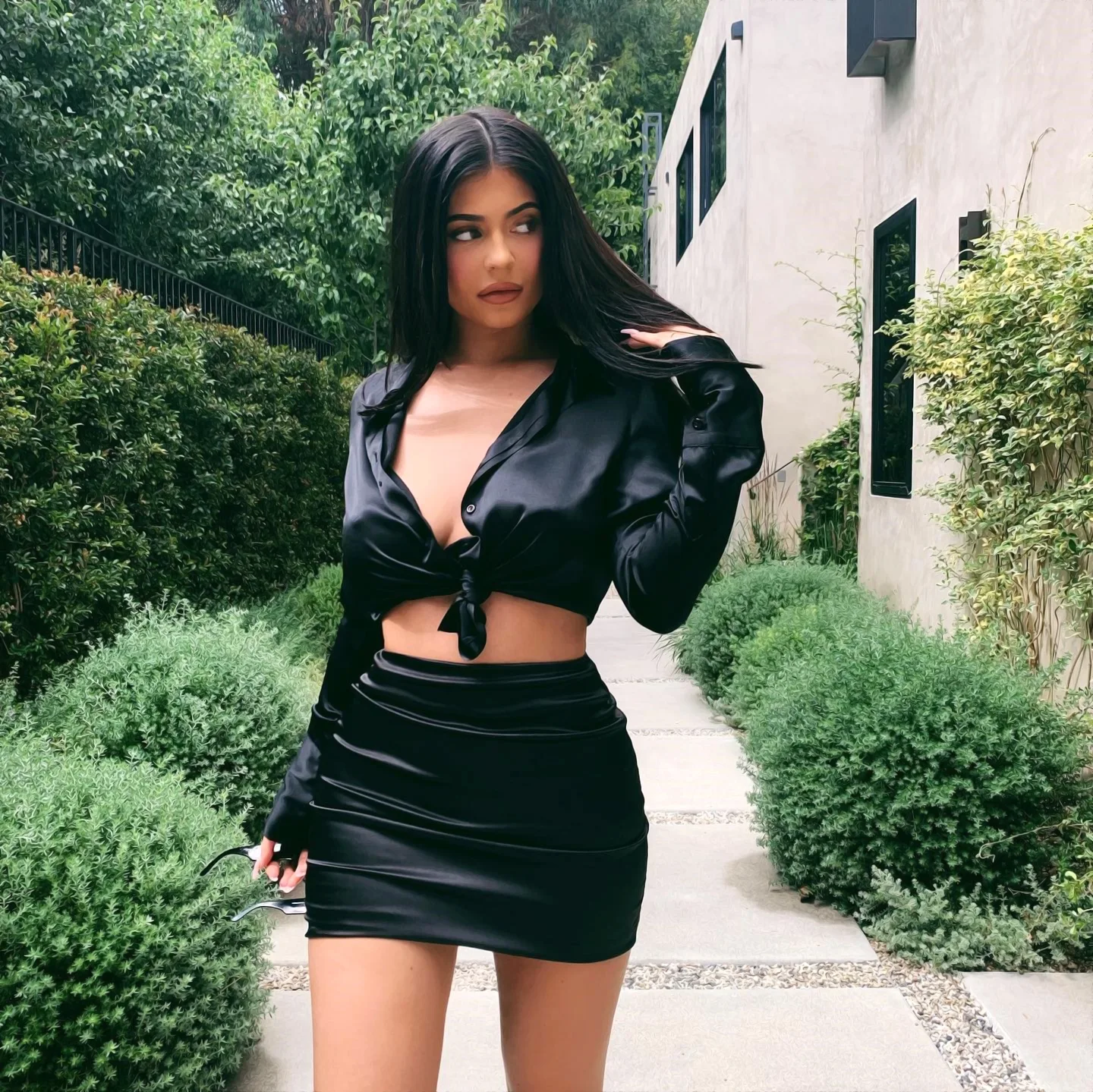 Kylie Jenner In black dress looking super sexy