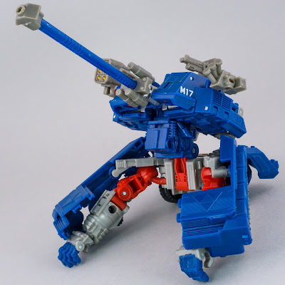 Transformers Generations Straxus cannon mode