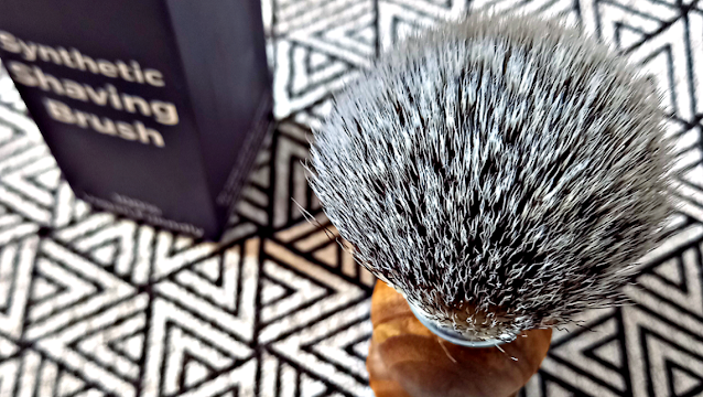 Vegan shaving brush