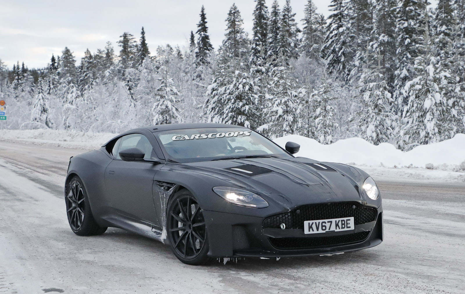 [Imagen: Aston-Martin-Vanquish-4.jpg]