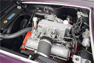 285 cu.-in. Chevy engine