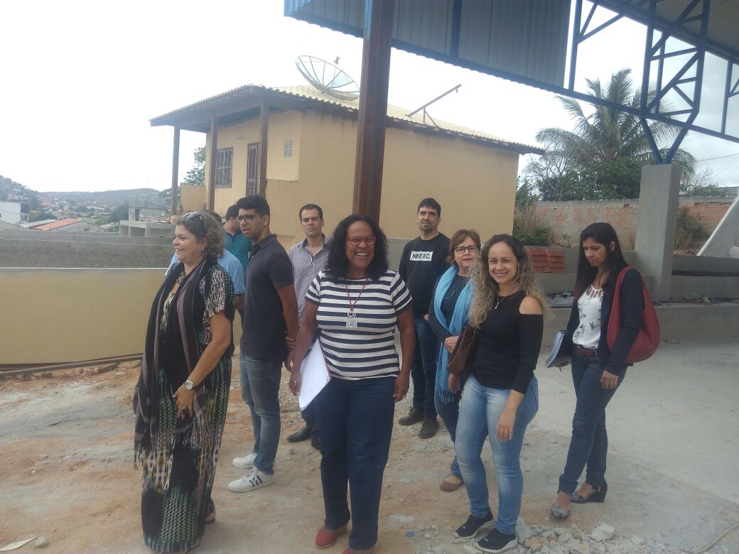 Secretário de Educação visita futuras instalações