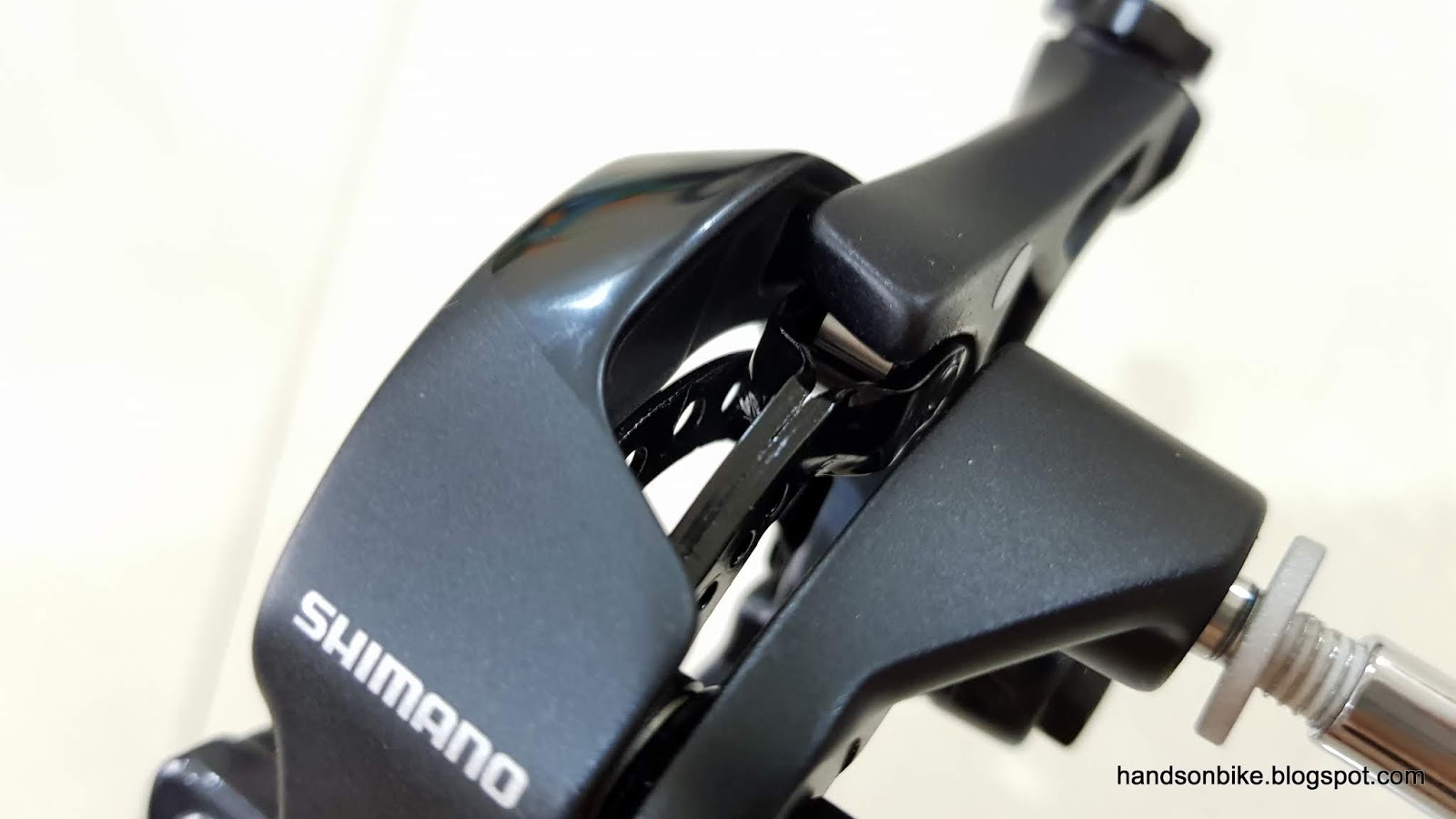 ultegra r8000 brake adjustment