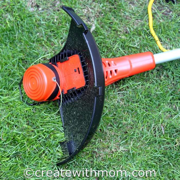 Create With Mom The Black and Decker Dual line Trimmer and Edger helps