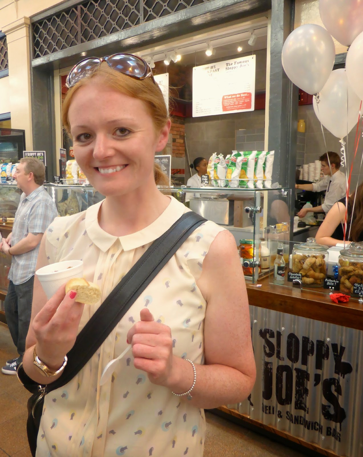 Sloppy Joe's Deli and Sandwich Bar New Girl in Toon