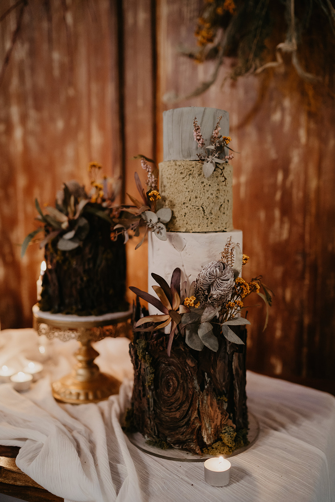 doe and deer photography castle and crown videography gold coast weddings cake venue bridal gown florals stationery