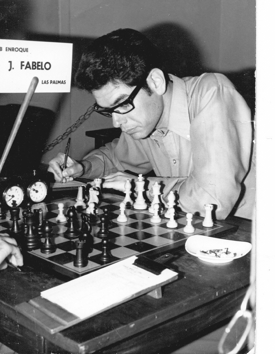 Exploraciones introversas: Un club de ajedrez histórico: El club Caja de de Las Palmas desde 1967