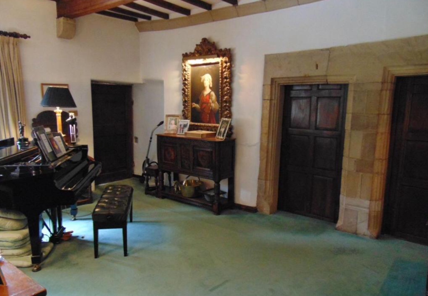 Greenhead Manor, Greenhead Lane, Reedley, Burnley, Lancashire. £925k