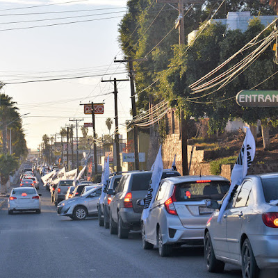 Caravana, autos, Ensenada, Jorge Hank