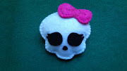 Y este fue el resultado . Broche de fieltro Monster High