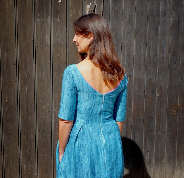 Elisalex in Nani Iro double guaze herringbone as it seams