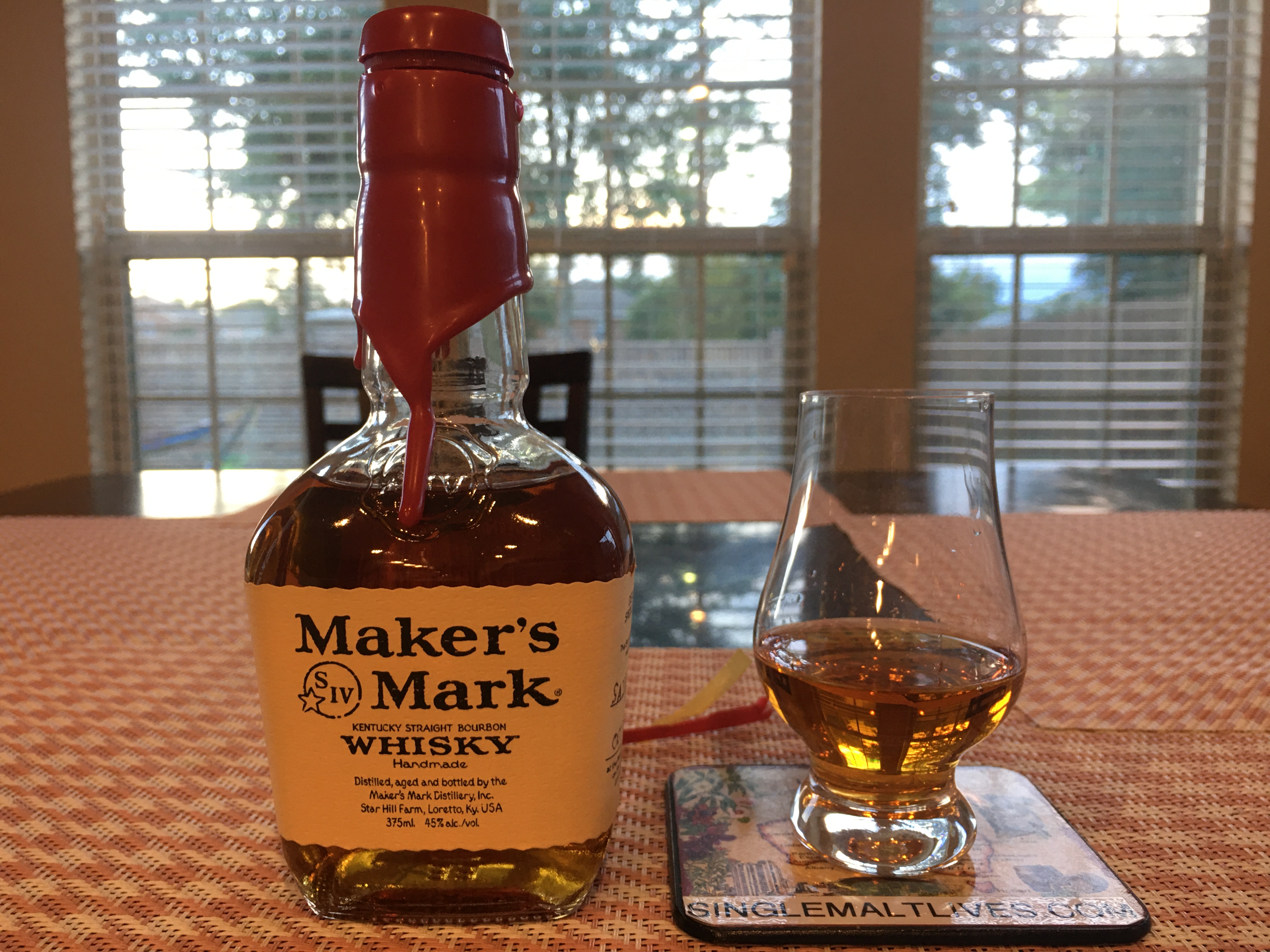 SingleMaltLives.com: Maker\'s Mark Straight Bourbon Kentucky
