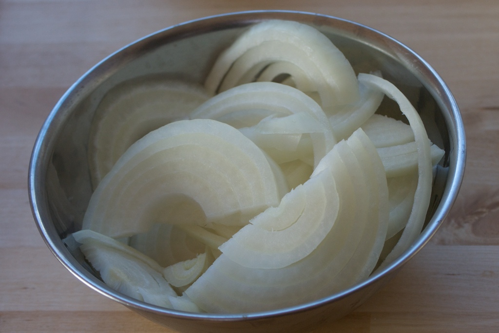 Wake 'n Make Pickled Yellow Onions