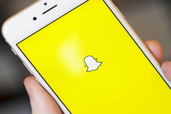 سناب شات تضيف محركا للبحث لتطبيقها Snapchat