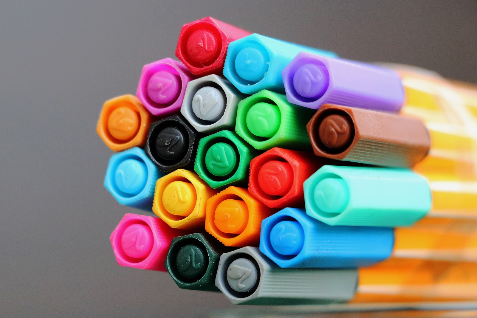 zscm-60-colors-dual-marker-pens-reviewed
