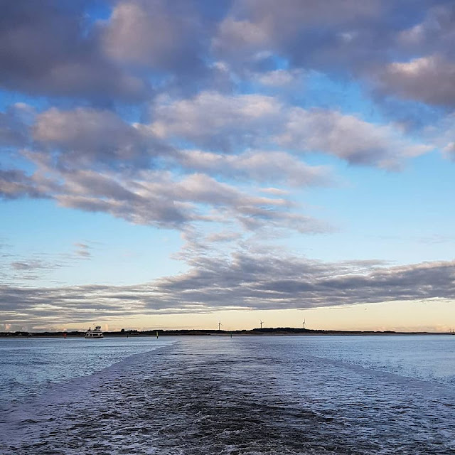 Das Fanø-Gefühl: Urlaub auf einer besonderen dänischen Nordsee-Insel. Unsere Erfahrungen während der Fährüberfahrt von Nordby nach Esbjerg und während der Ferien auf Fanö.