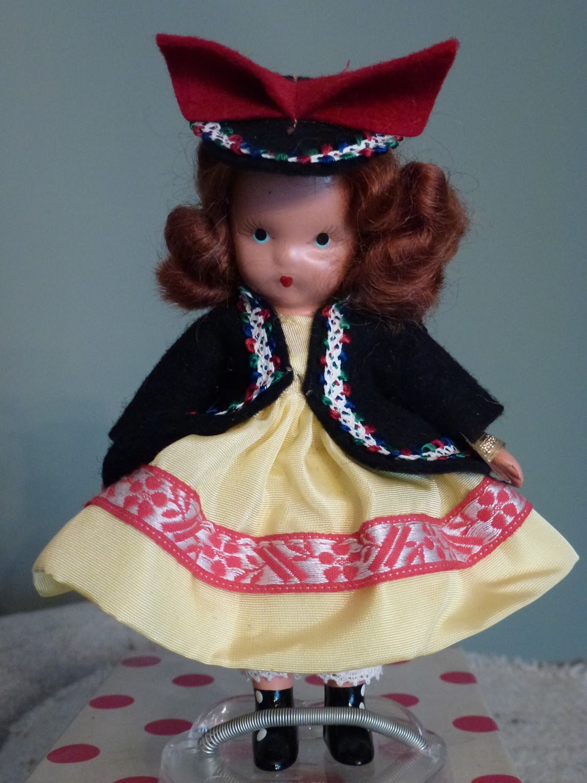 Nancy Ann Storybook Dolls: Storybook Series #123 "ONE-TWO BUTTON MY SHOE"