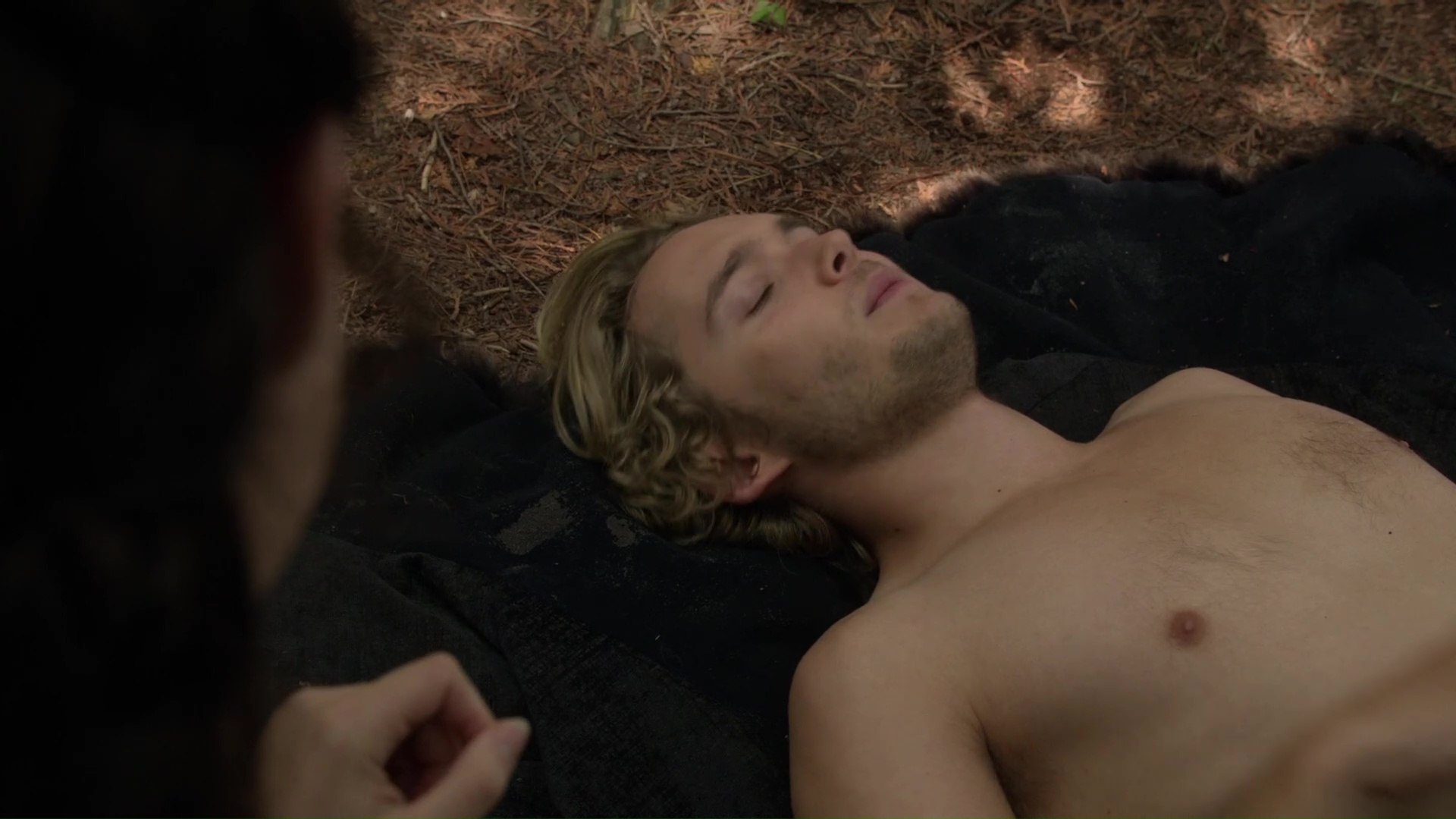 Toby Regbo shirtless in Reign 3-05 "In A Clearing" .