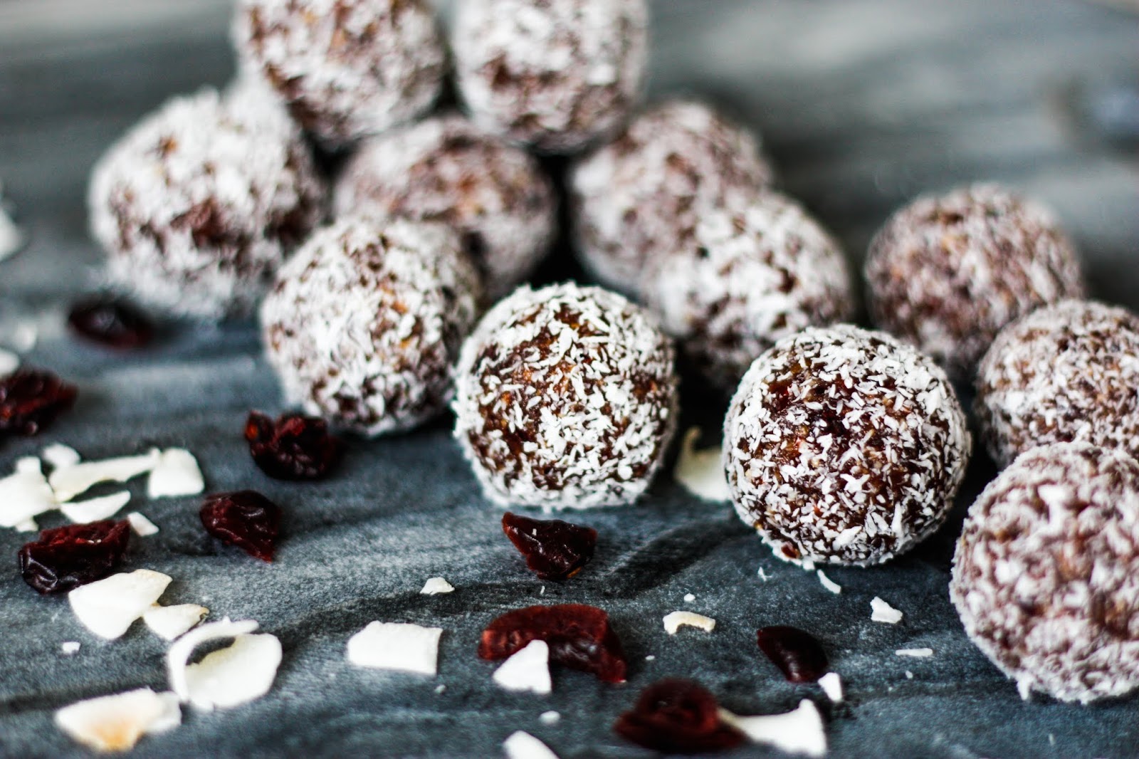 Cranberry, Cashew & Cacao Energy Balls