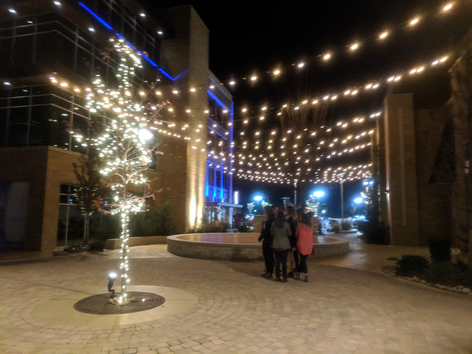 Check Out Winterfest At The Fountains At Gateway Exploring This Blue Dot