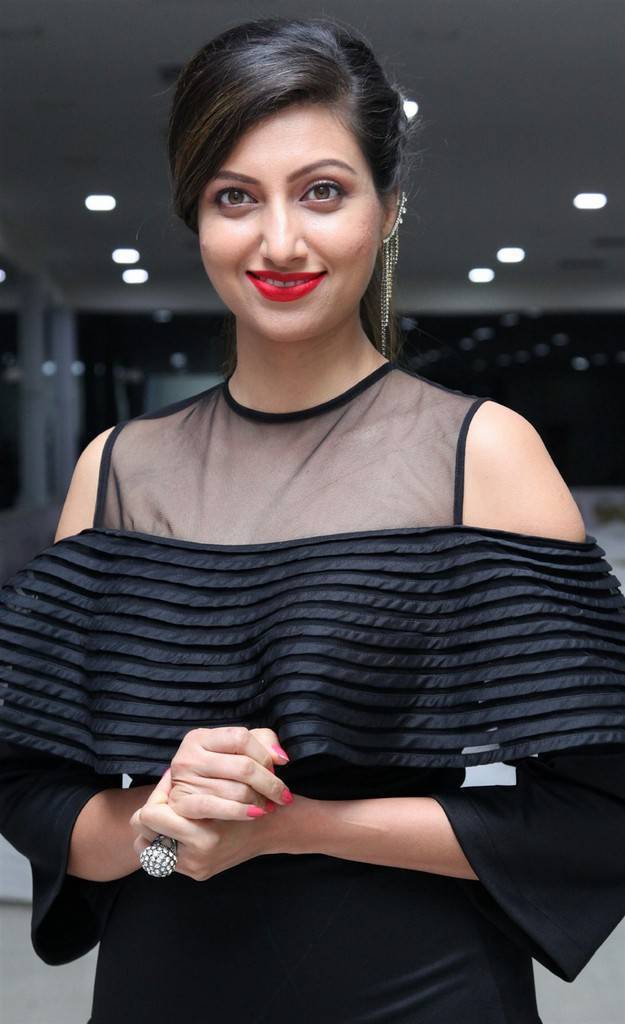 Hamsa Nandini Hot At SA Presents NYE 2018 Celebrations Poster Launch Hamsa Nandini Hot At SA Presents NYE 2018 Celebrations Poster Launch
